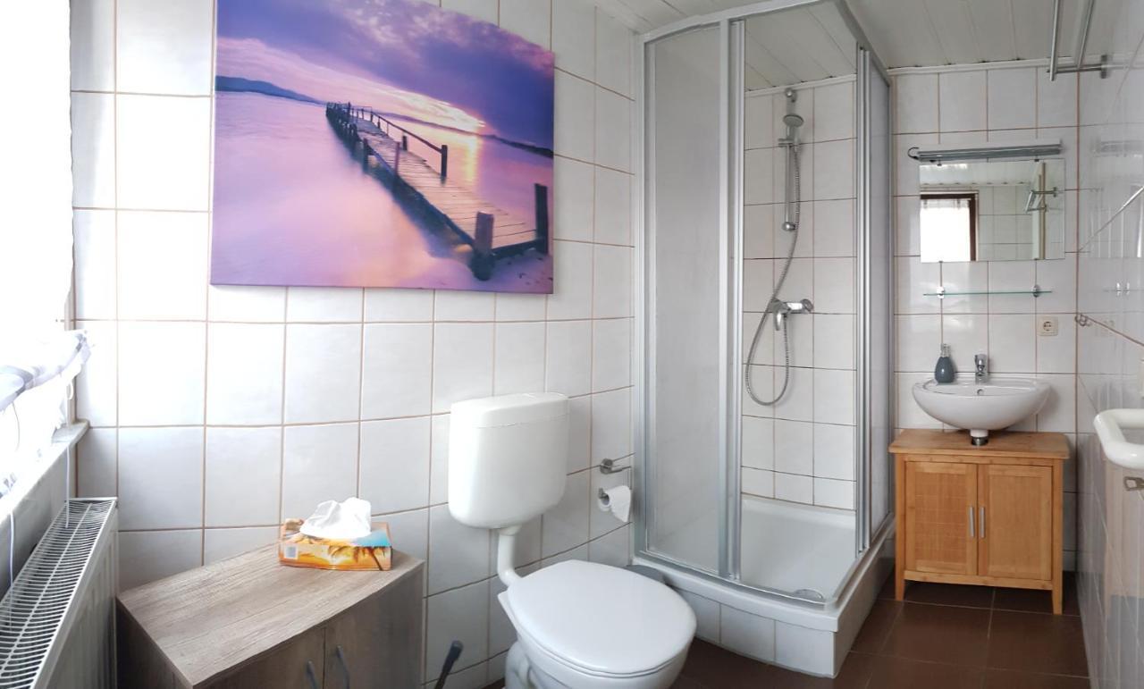 Gaestezimmer & Ferienwohnungen Thon Herbsleben Dış mekan fotoğraf